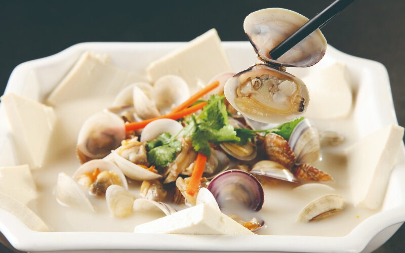 Суп с вонголе и тофу