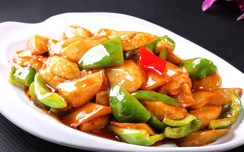 Жареные баклажаны с картофелем и перцем