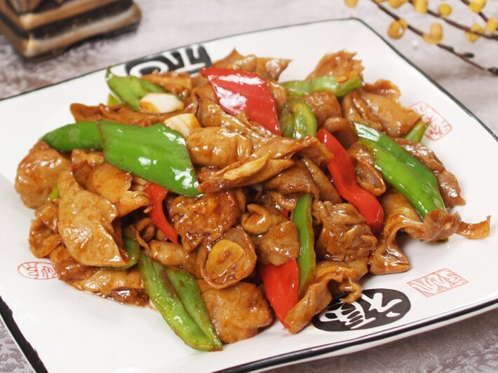 Острые кишки со жгучим зелёным перцем чили