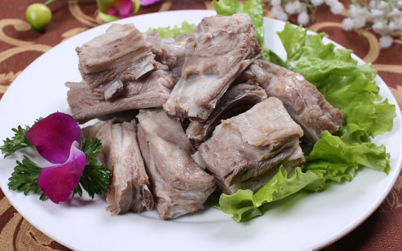 Тушёные бараньи рёбрышки