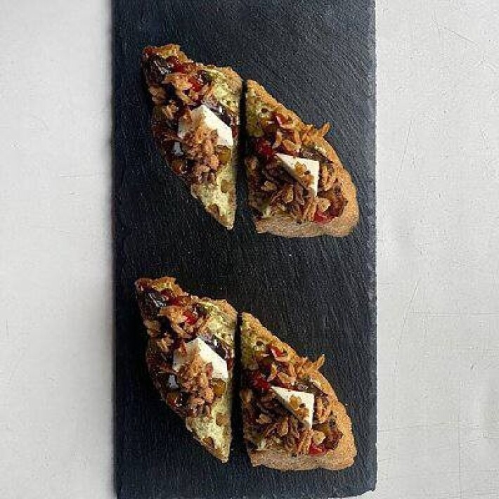 Брускетта с овощами гриль