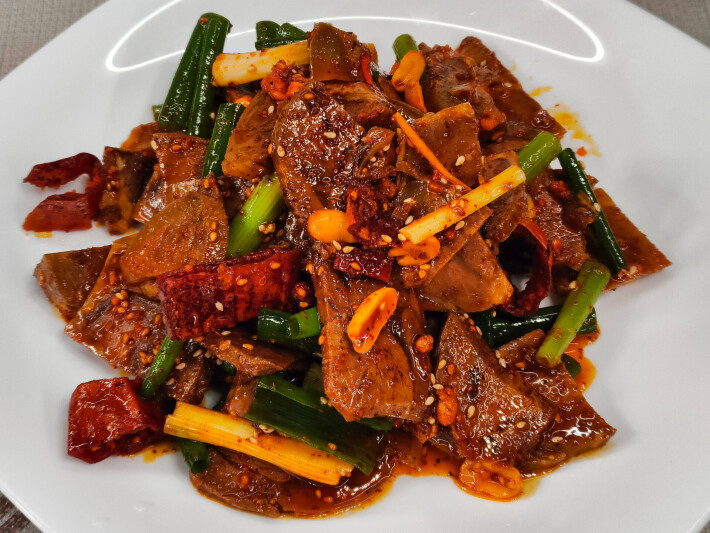 Острые ломтики говядины