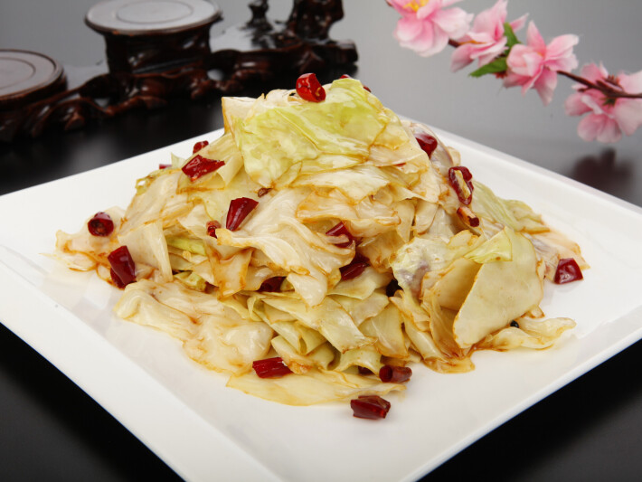 Острая обжаренная капуста