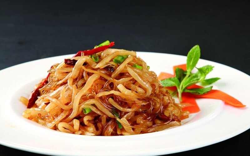 Рисовая лапша с дайконом