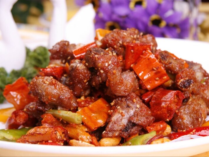 Жареные свиные ребрышки в остром соусе