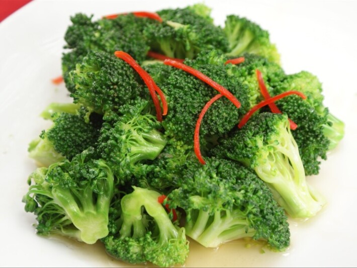 Отварные брокколи с майонезом