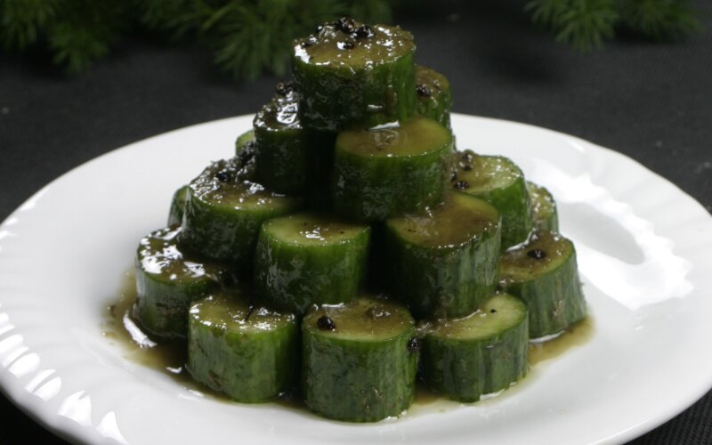 Огуречные палочки в кисло-сладком соусе