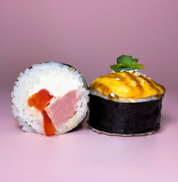 Запеченный ролл с тунцом и перцем