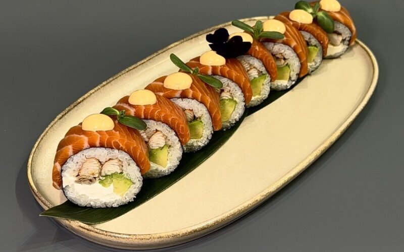 Ролл Красный дракон