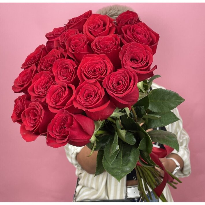 21 премиальная роза «Фридом»