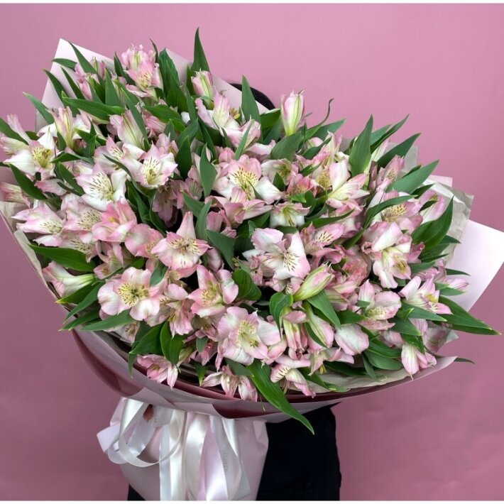 Букет «25 альстромерий»