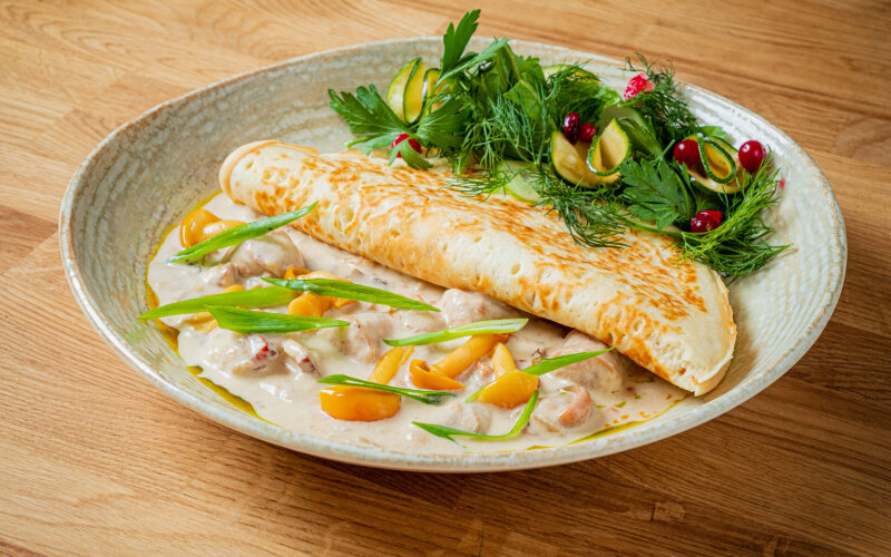 Мачанка с грибами и домашней колбасой