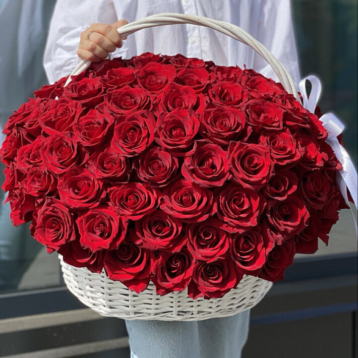 Корзина «101 красная роза»