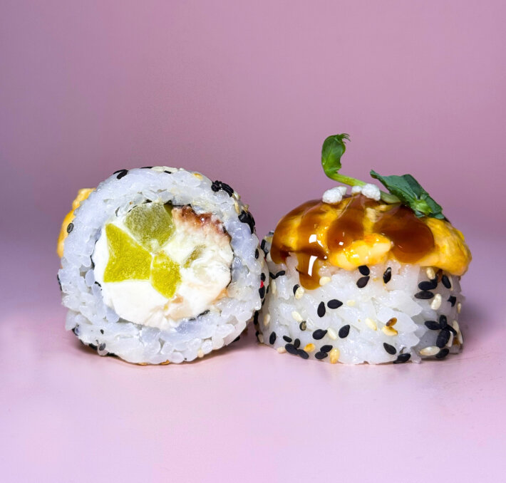 Запеченный ролл с угрем