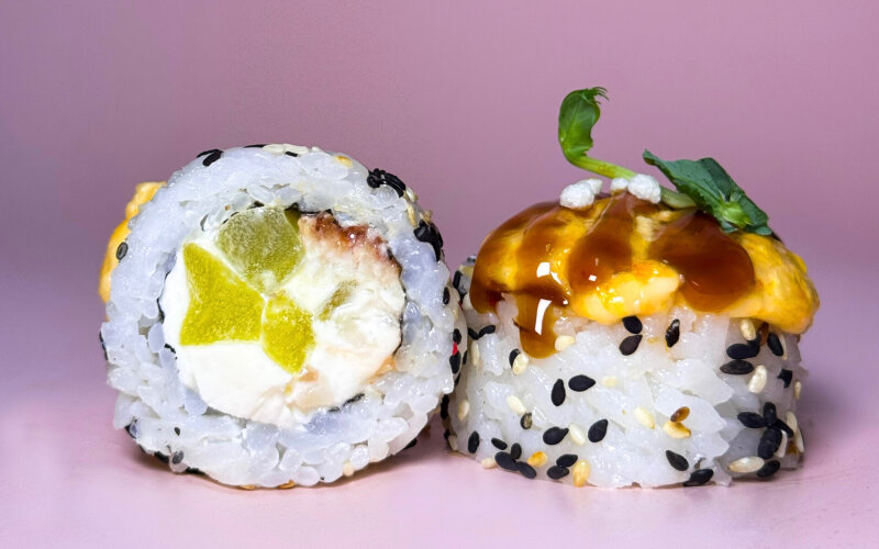 Запеченный ролл с угрем