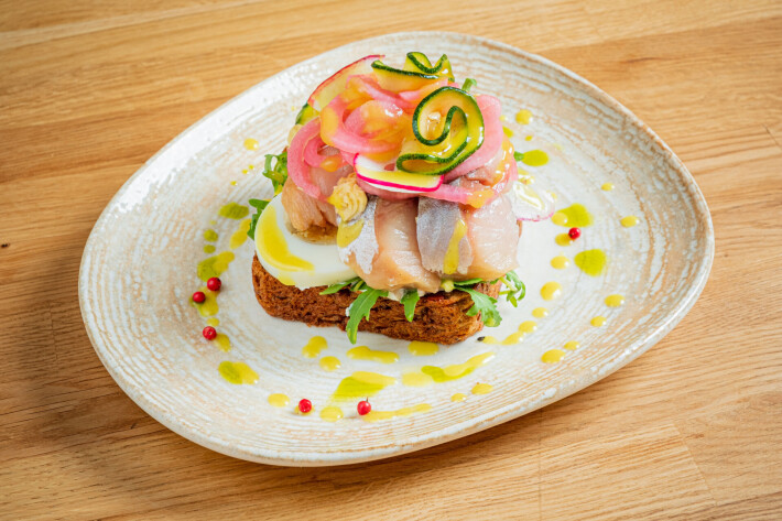 Смореброд со скумбрией