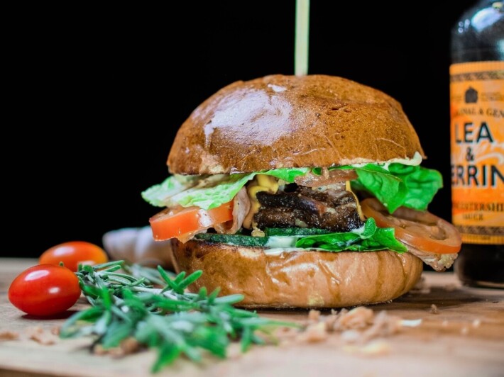 Бургер «Holy ribs»