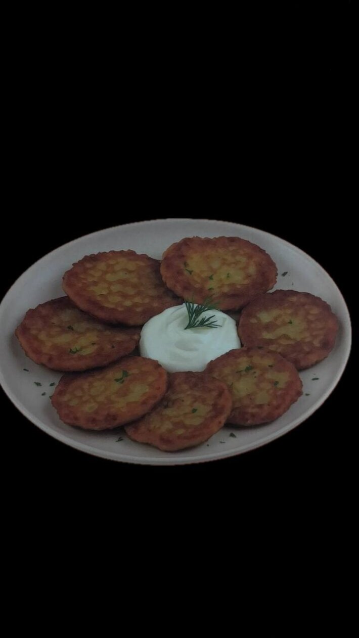 Драники со сметаной