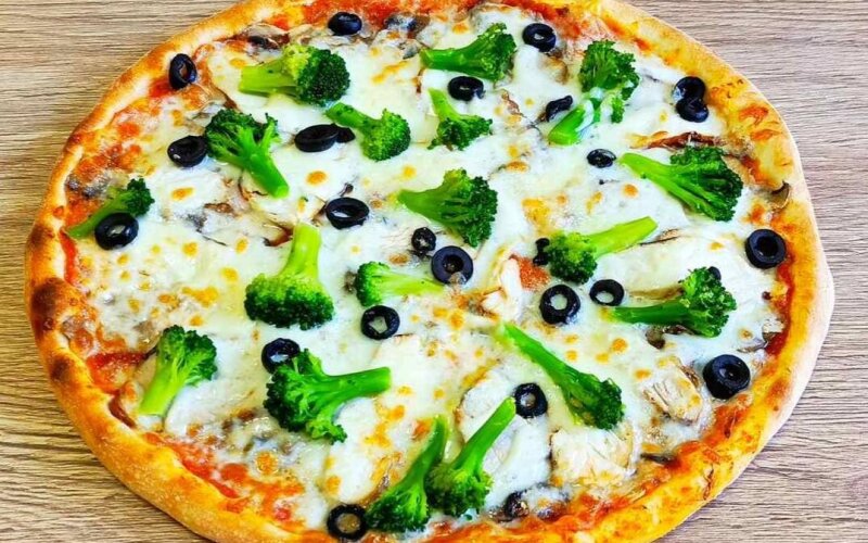 Пицца с брокколи
