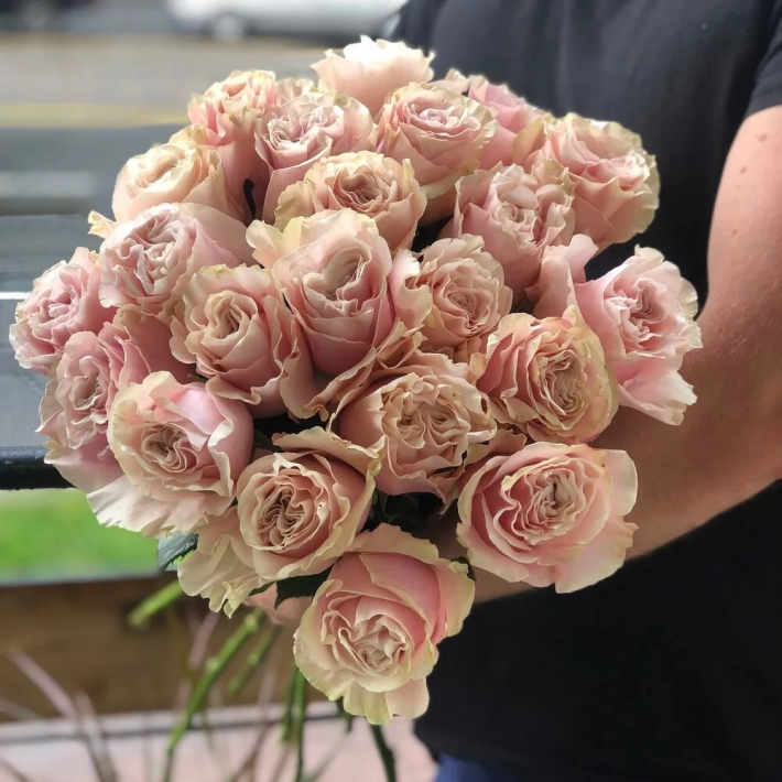 Букет «Пинк Мондаиль #131» из 25 роз Пинк сорта Мондиаль