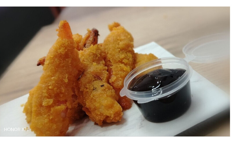 Креветки в панировке с соусом унаги