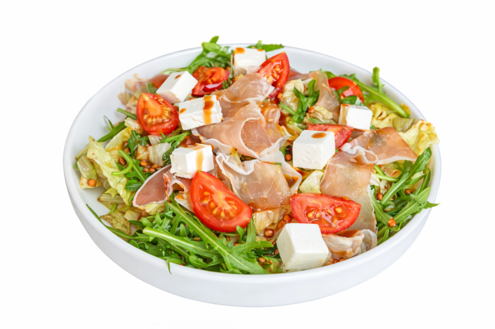 Салат с пармской ветчиной