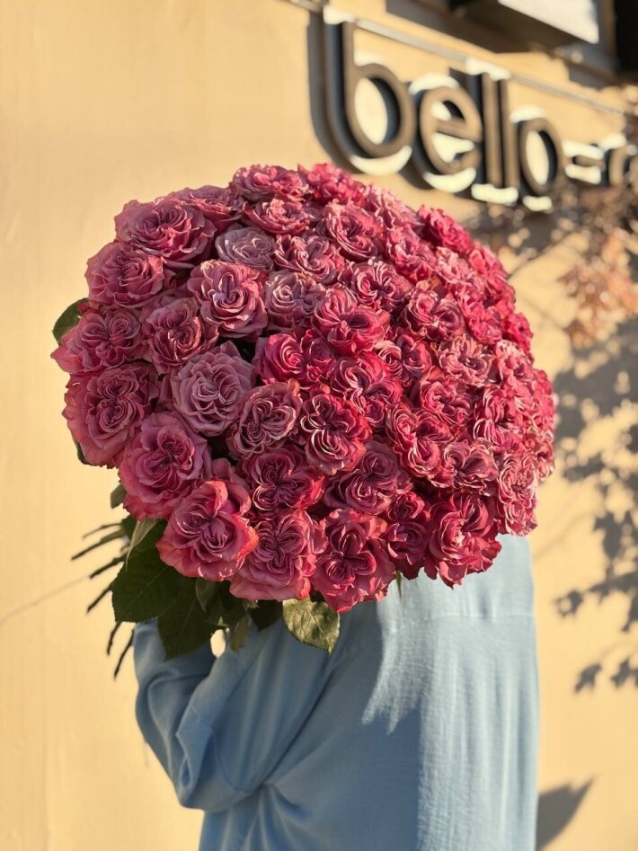 Букет из пионовидных роз 51 шт