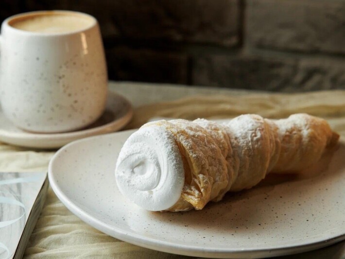 Трубочка с заварным кремом