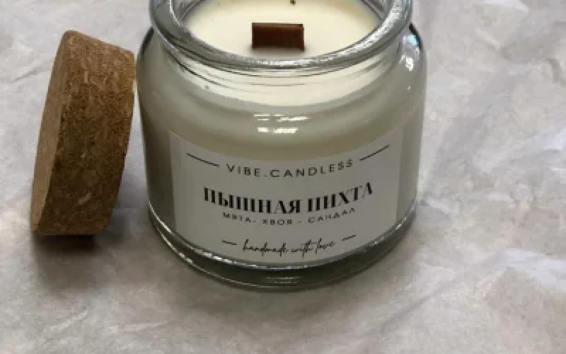 Свеча ручной работы в стекле