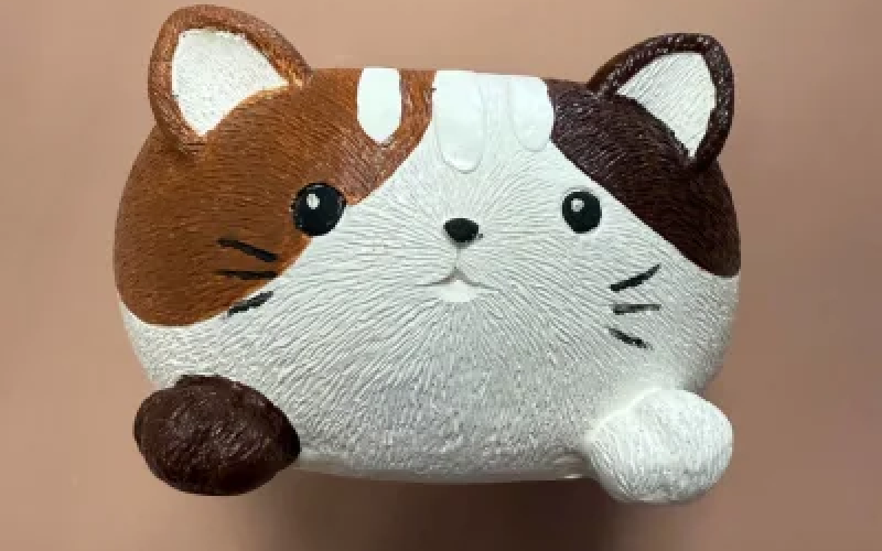 Свеча ручной работы «Кошка с пятнышками(200мл) »