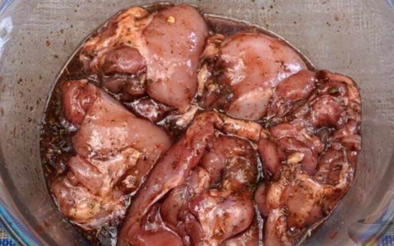 Бедро в гранатовом маринаде