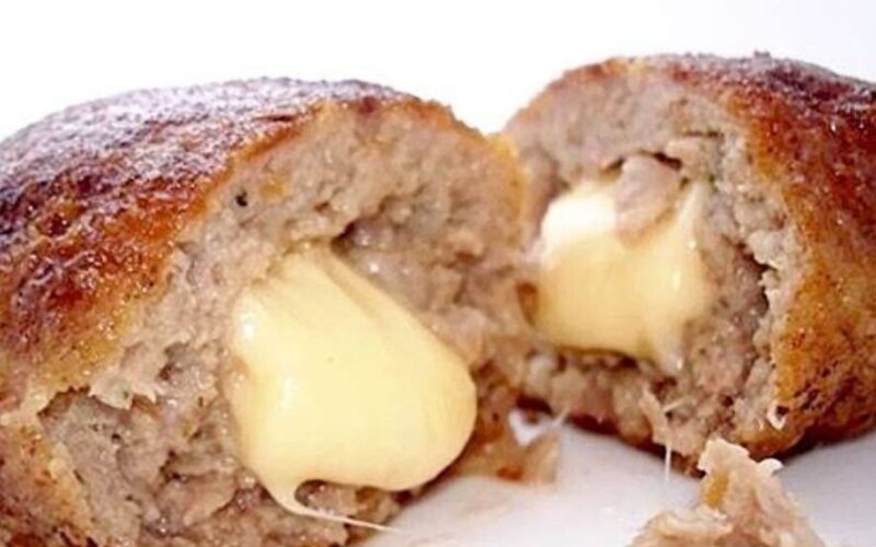 Котлета свиная с сыром