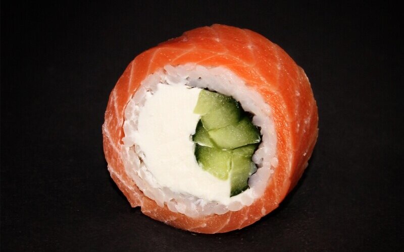 Ролл «Филадельфия  классик с огурцом»