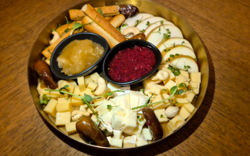 Сырное антипасти