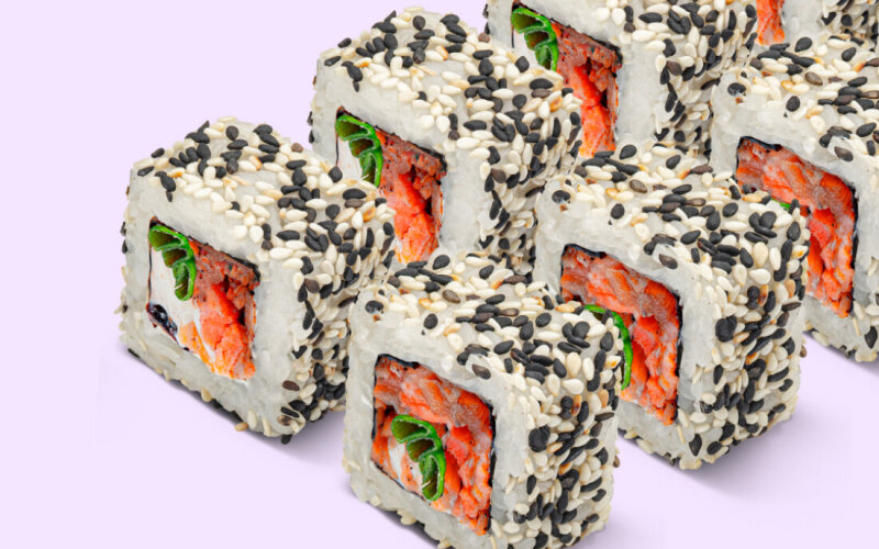 Яркий лосось