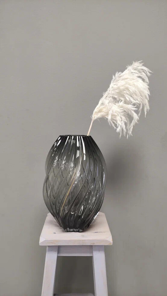 Ваза из стекла 36