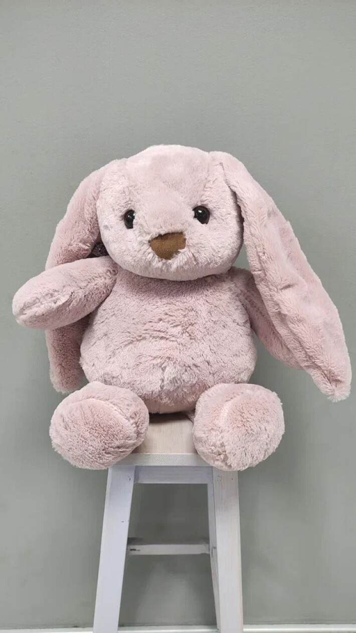 Розовый заяц