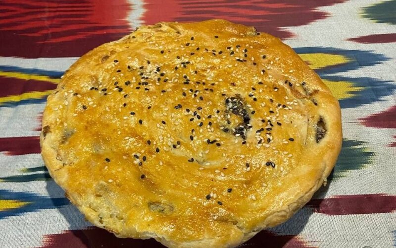 Хлеб с мясом и болгарским перцем