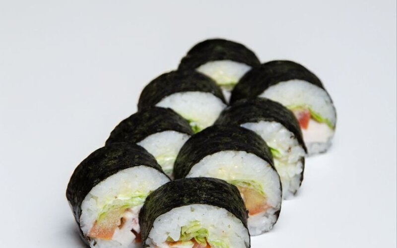 Ролл «Цезарь чикен»