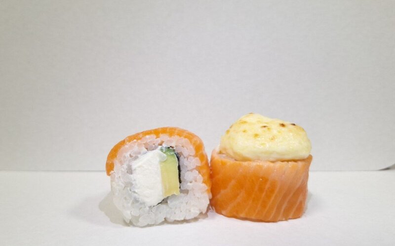 Запеченный ролл «Сырная филадельфия DUO»