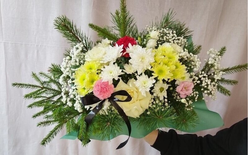 Композиция с цветами