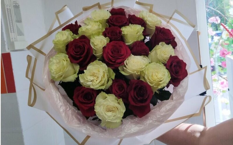 Букет из 25 роз