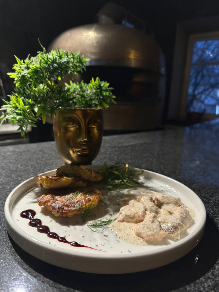 Драники с мачанкой