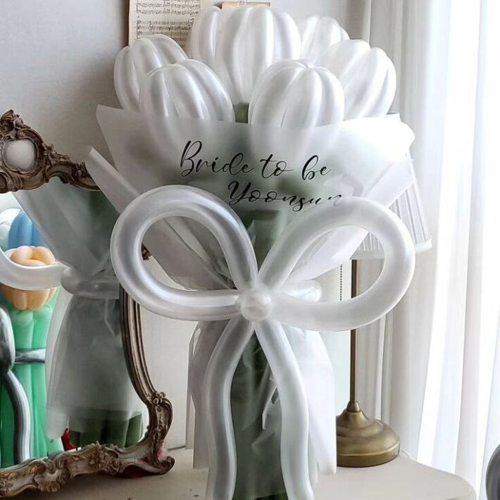 Букет с модулированных шаров