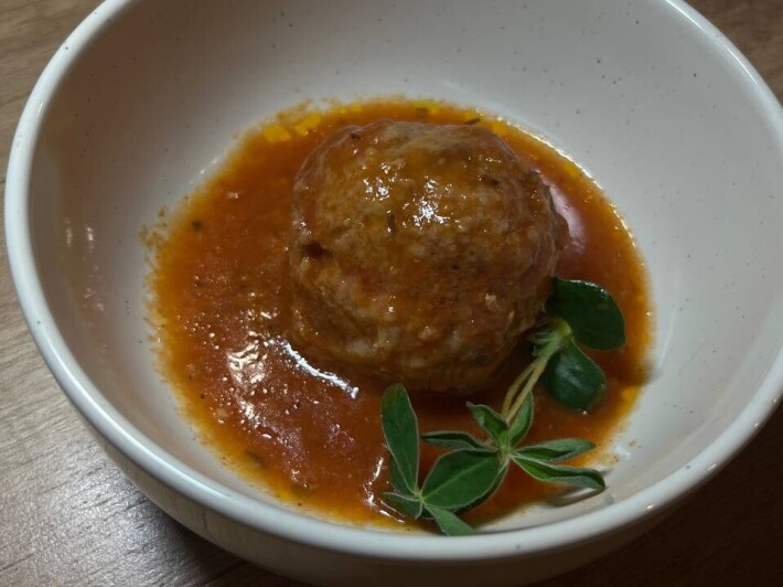 Тефтели в томатном соусе