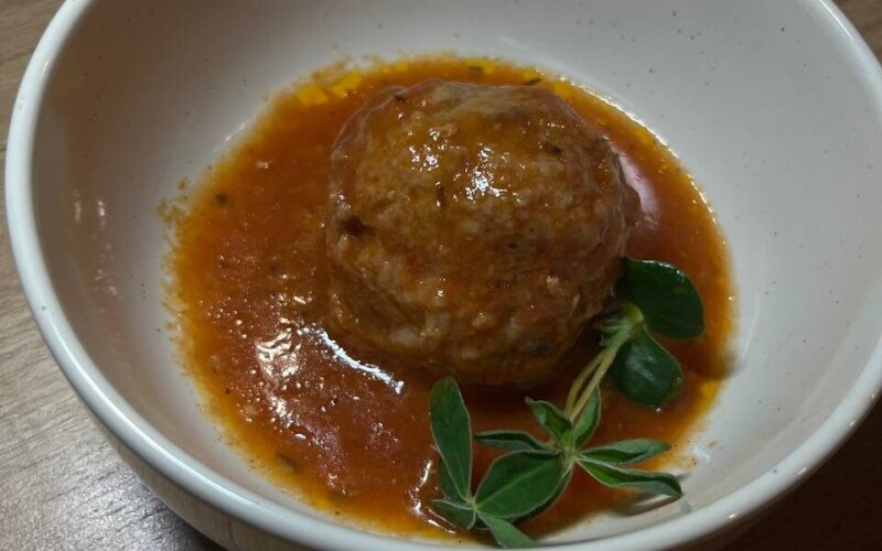 Тефтели в томатном соусе
