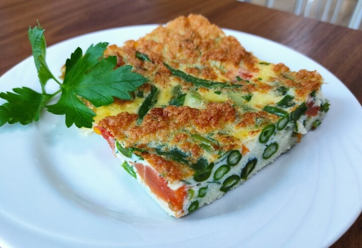 Запеканка фритата с овощами и пармезаном