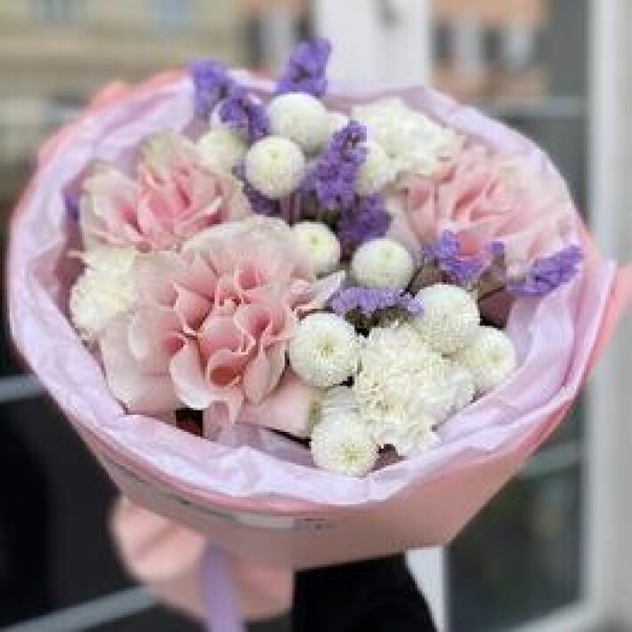 Букет со статицей