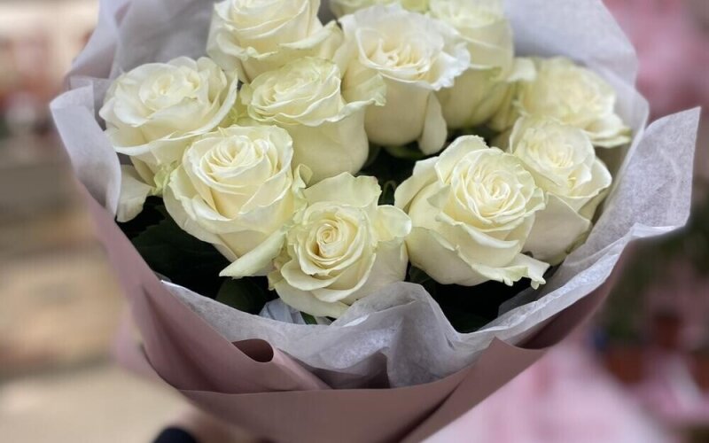 Букет «Белые розы»