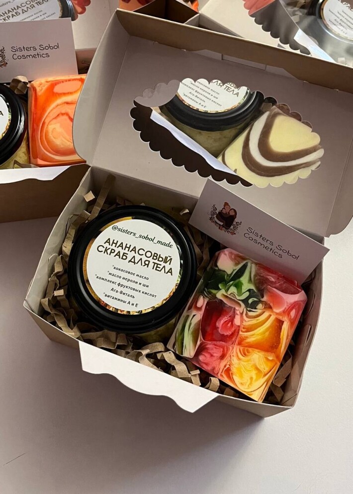 Набор из косметики ручной работы